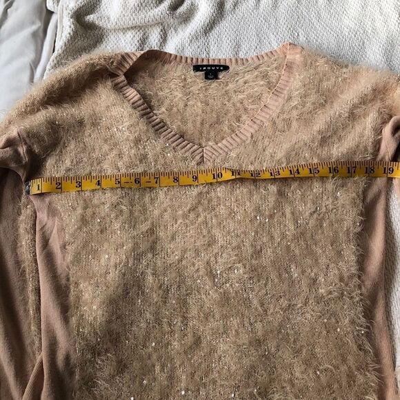 3/$25 TROUVE Knit and Sequin Pink Sweater.Size S - Picture 10 of 11